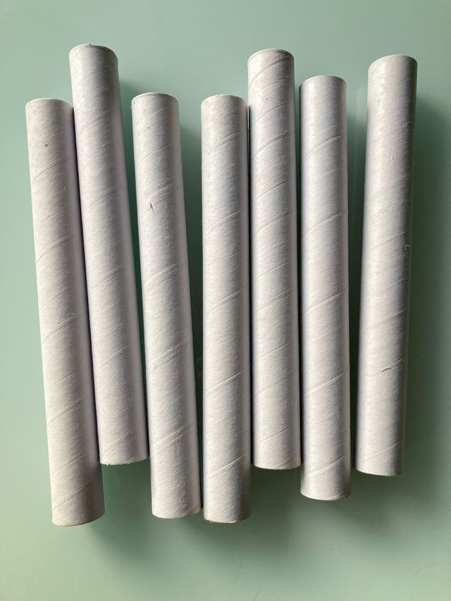 7 Tubi di cartone rigido