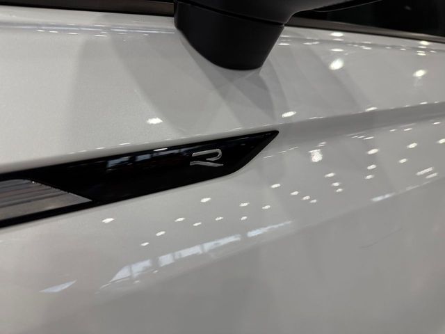 Volkswagen Tiguan R 2.0 TSI 235 kW (320 CV) DSG 4Motion – FULL FULL !!! - Escape Akrapovič