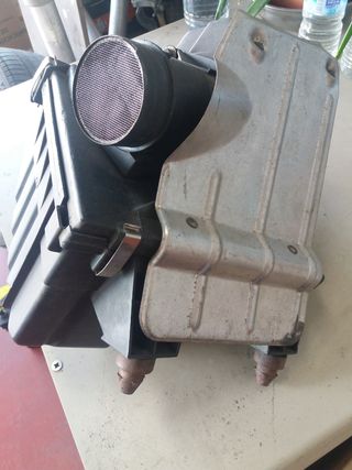 Caja de filtro de aire Audi