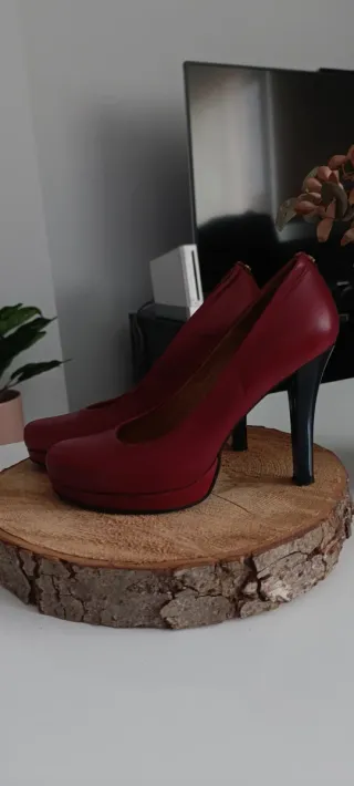 Zapatos Hispanitas tacón rojo T.37