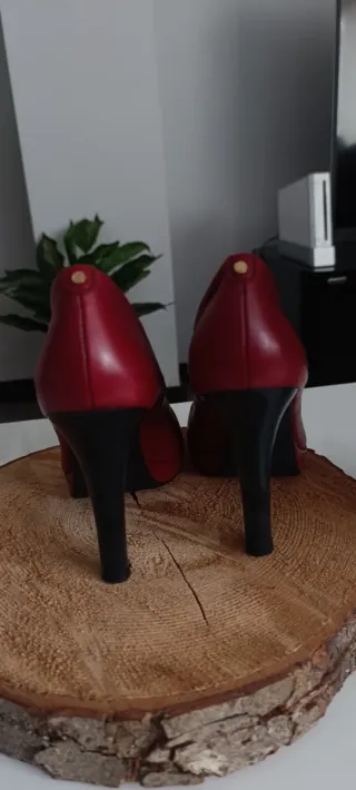 Zapatos Hispanitas tacón rojo T.37
