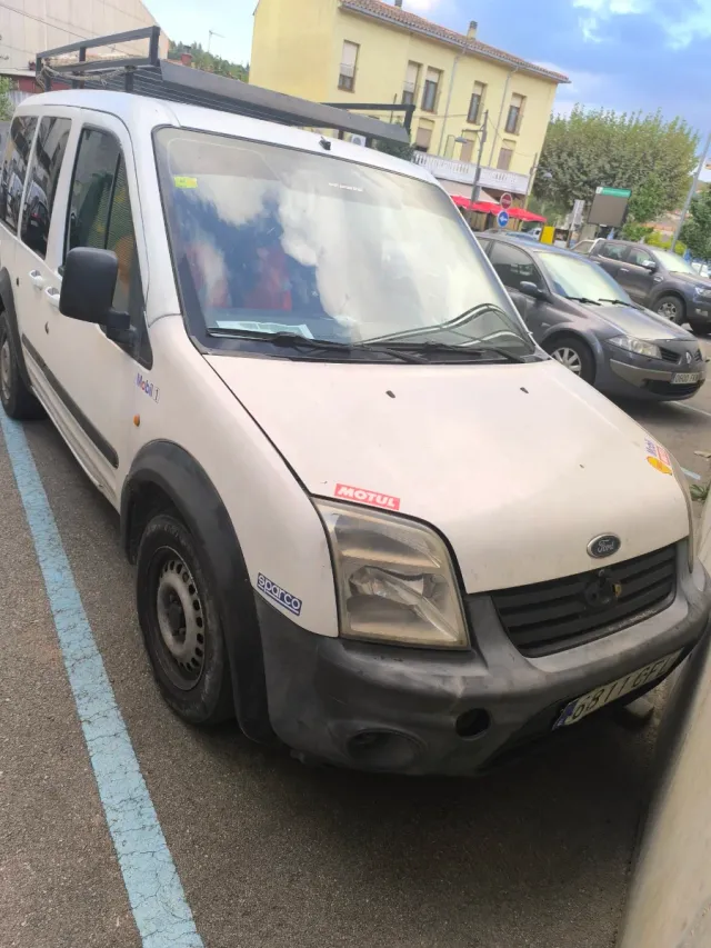 Ford Grand Tourneo Connec 2002