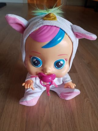 Muñecos Bebés Llorones. 8 € cada uno