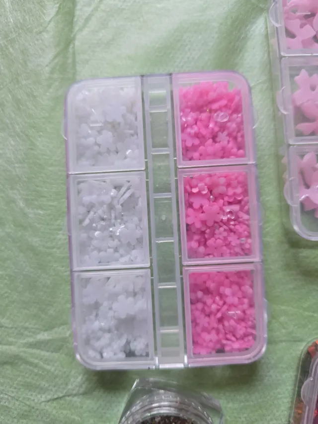 Decoración Uñas Glitter y Abalorios