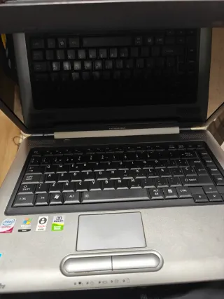 Portátil Toshiba Satellite Pro