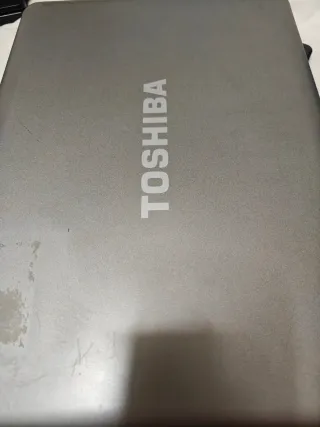 Portátil Toshiba Satellite Pro