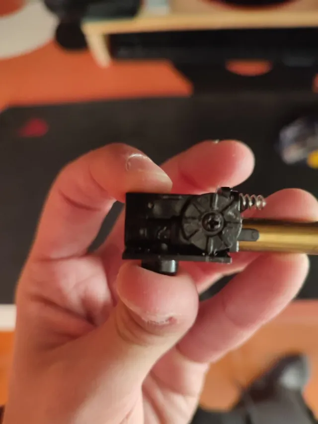 Canna Hop Up MP7 R4 Well Airsoft