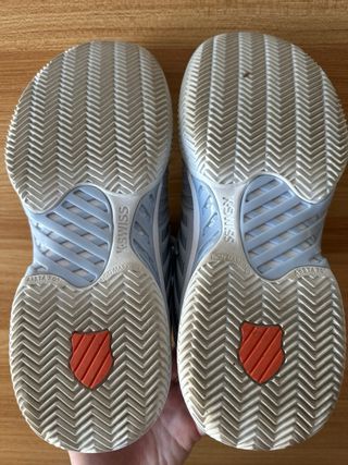 Zapatillas de pádel K-Swiss celestes
Talla 43