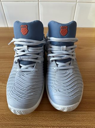 Zapatillas de pádel K-Swiss celestes
Talla 43