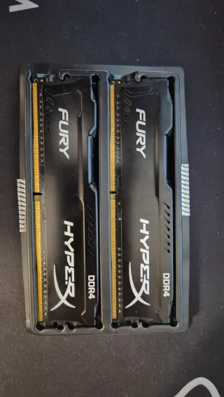 2x 4GB DDR4 HyperX Fury RAM