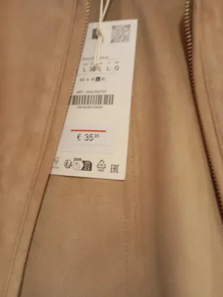 Cazadora Zara ante beige nueva