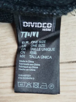 Abrigo MNG Talla XS + Gorro y Manoplas H&M