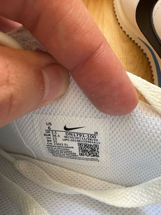 Zapatillas Nike Cortez Blancas y Negras