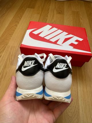Zapatillas Nike Cortez Blancas y Negras