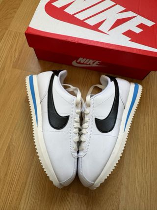 Zapatillas Nike Cortez Blancas y Negras