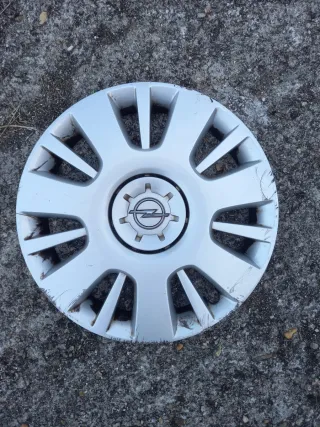 Tapacubos Opel Astra H y Opel Zafira B.
