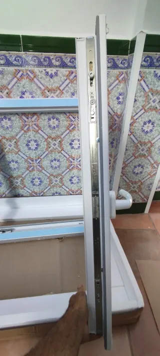 Ventana PVC Oscilobatiente 80x70