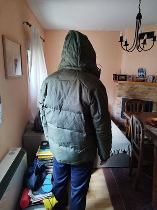 Anorak de plumas verde a estrenar