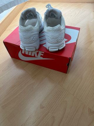 Nike Vomero Blancas Talla 41