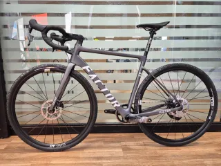 Gravel Factor LS Gris
