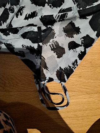 Camiseta mujer estampado leopardo gris