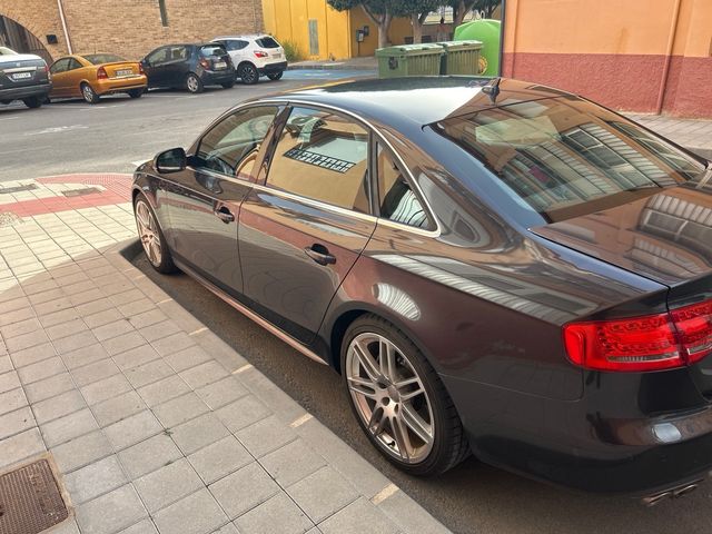 Audi A4 2011 sline 