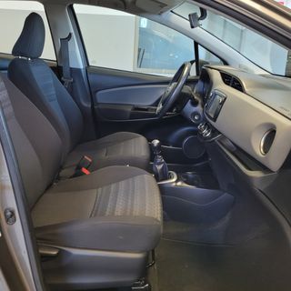 Toyota Yaris 2016