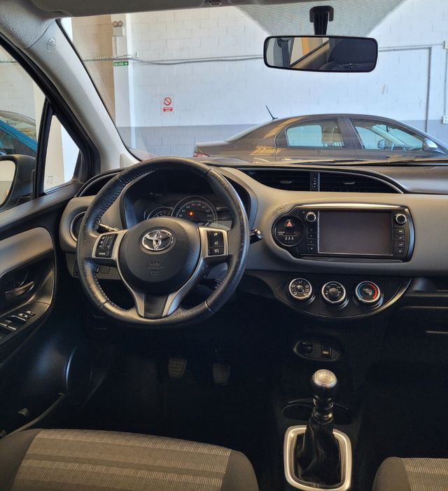 Toyota Yaris 2016