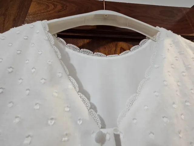 Vestido de comunión blanco con fajín verde t-18