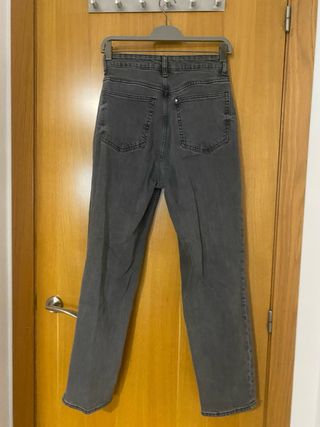 Vaqueros H&M grises rectos
