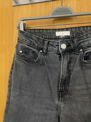 Vaqueros H&M grises rectos
