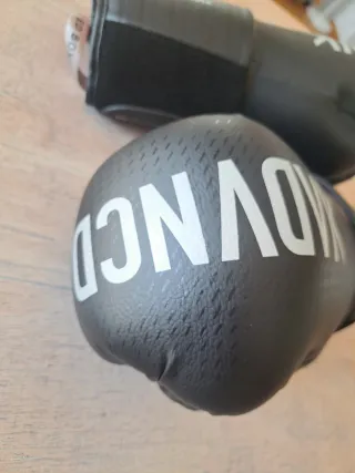 Guantes Boxeo 8oz Decathlon Outshock