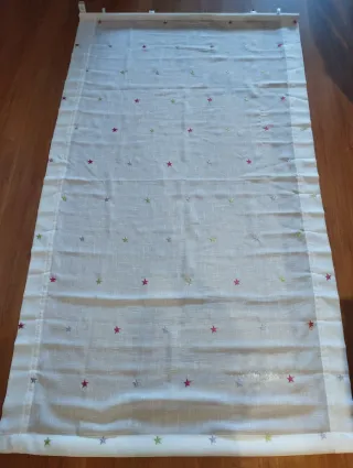 Pacchetto bianco cieco con stelle