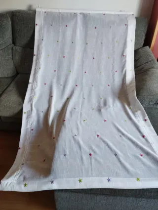 Pacchetto bianco cieco con stelle