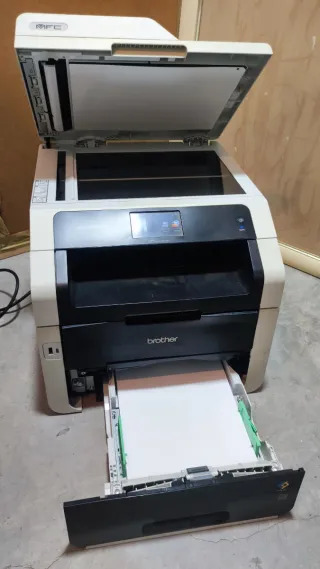 Impresora Laser color Multifunción Brother MFC 933