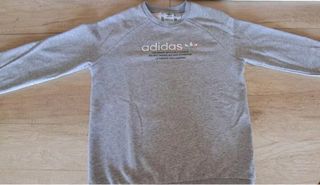 Sudadera Adidas niño – diseño retro, como nueva
