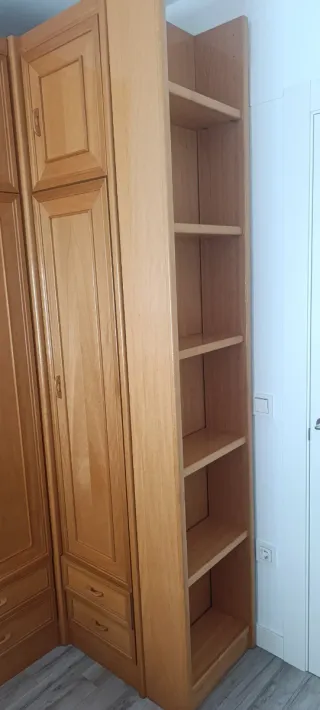 Conjunto Armario +Estanteria+ Mesita