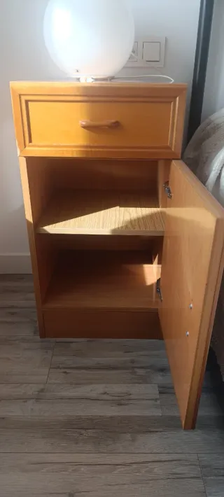 Conjunto Armario +Estanteria+ Mesita