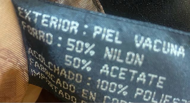 Cazadora de piel 100% negra