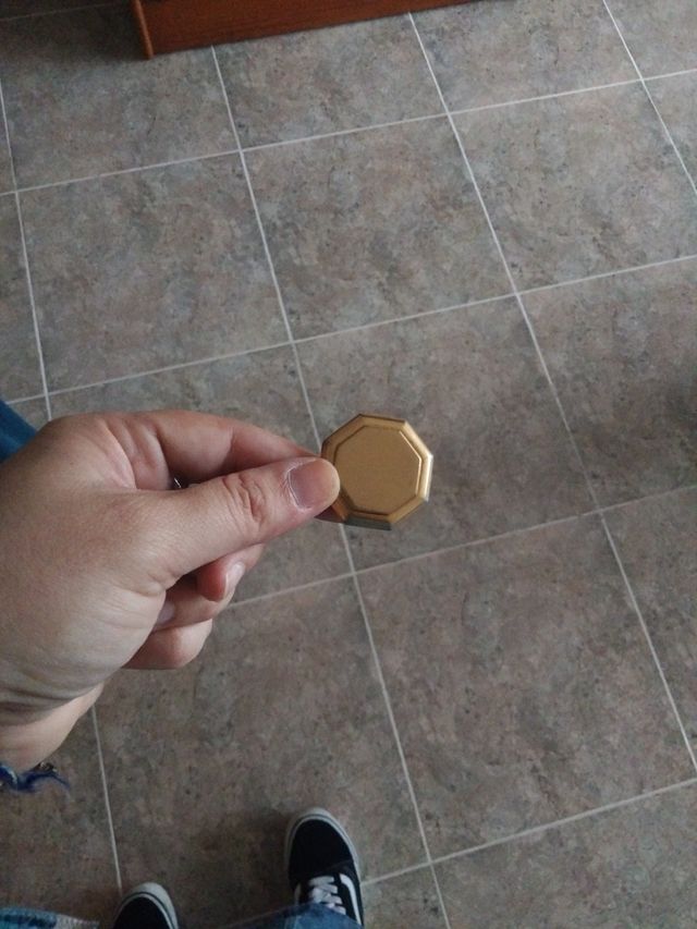 18 Picaportes dorados metal