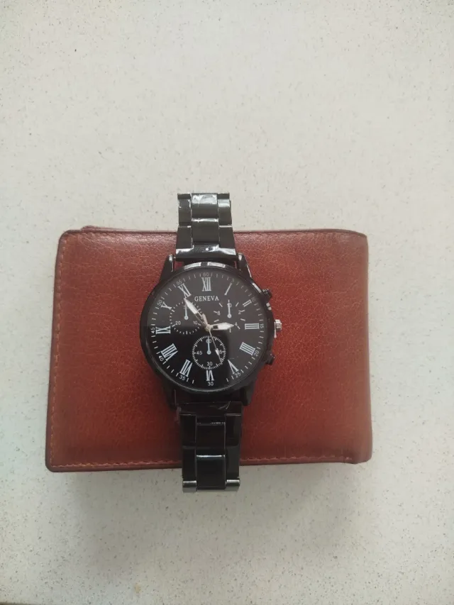 Reloj Geneva Negro Elegante Correa Metálica