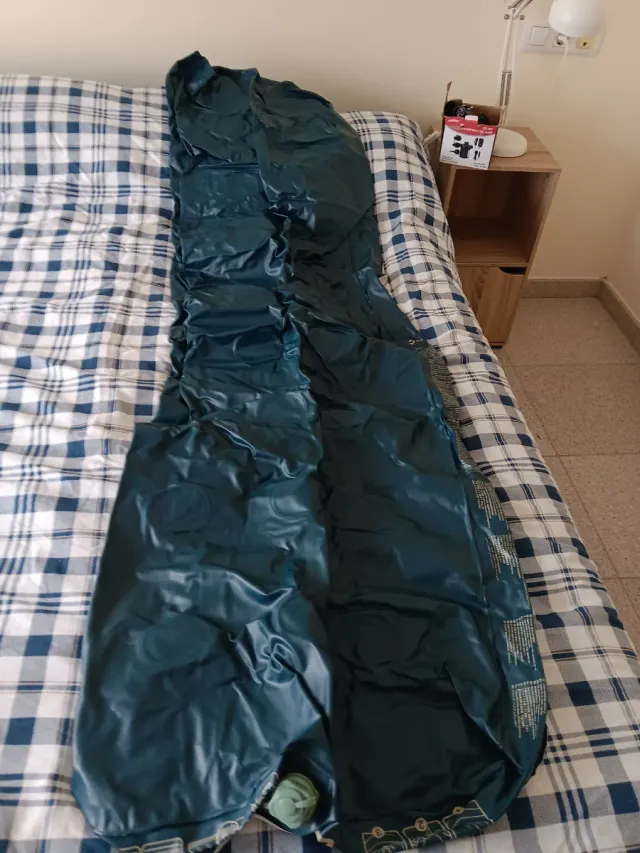 Colchon inflable Quechua Air Basic 70 con su bomba