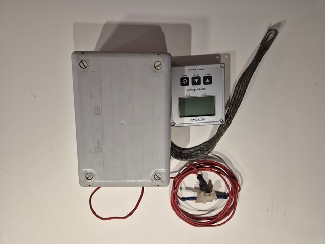 Ordenador monitor de Batería LCD Votronic 200S