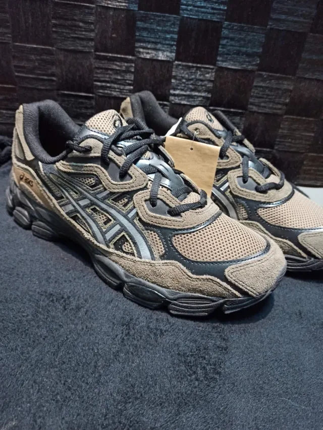 Asics Gel NYC Pepper/Black