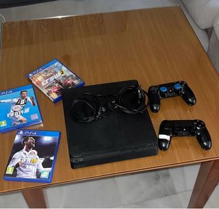 PS4 (PlayStation 4) Negra + 3 juegos + 2 Mandos