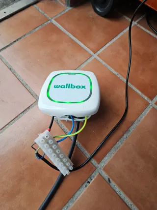 Wallbox pulsar plus cargador coche eléctrico