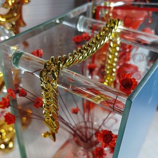 Pulsera hombre cadena cubana chapada en oro 14K