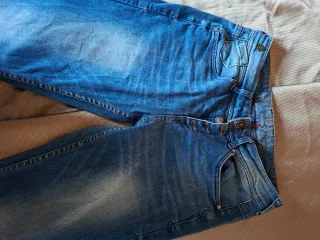 Pantalón vaquero Desigual azul