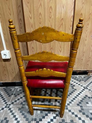 6 Sillas antiguas madera y cuero para restaurar