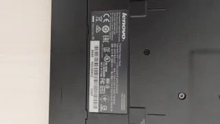 Base Lenovo para tener doble pantalla en el PC